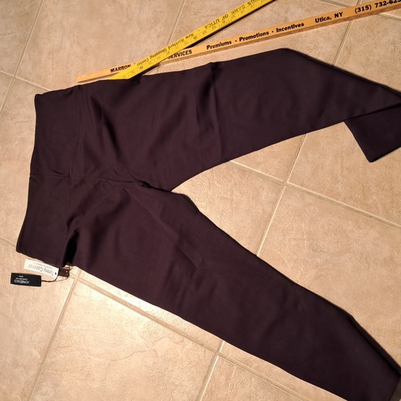 🌍Jones & Co - Picture 10 of 12